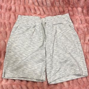 Mondetta Womens L shorts. Brand new never worn! Perfect for longe/workout!